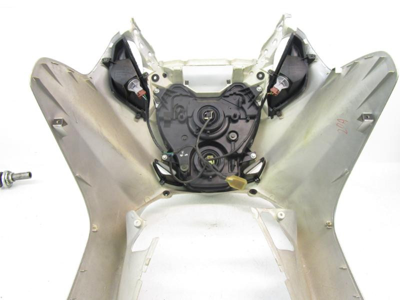 11 Honda FSC 600 Silverwing Front Upper Fairing 64302-MCT-770ZW
